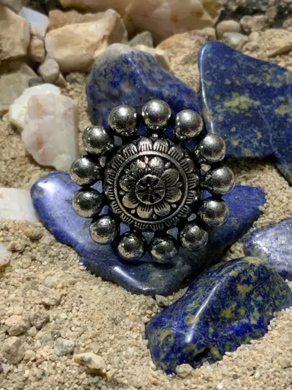 Intricate jewelry with lapis stones